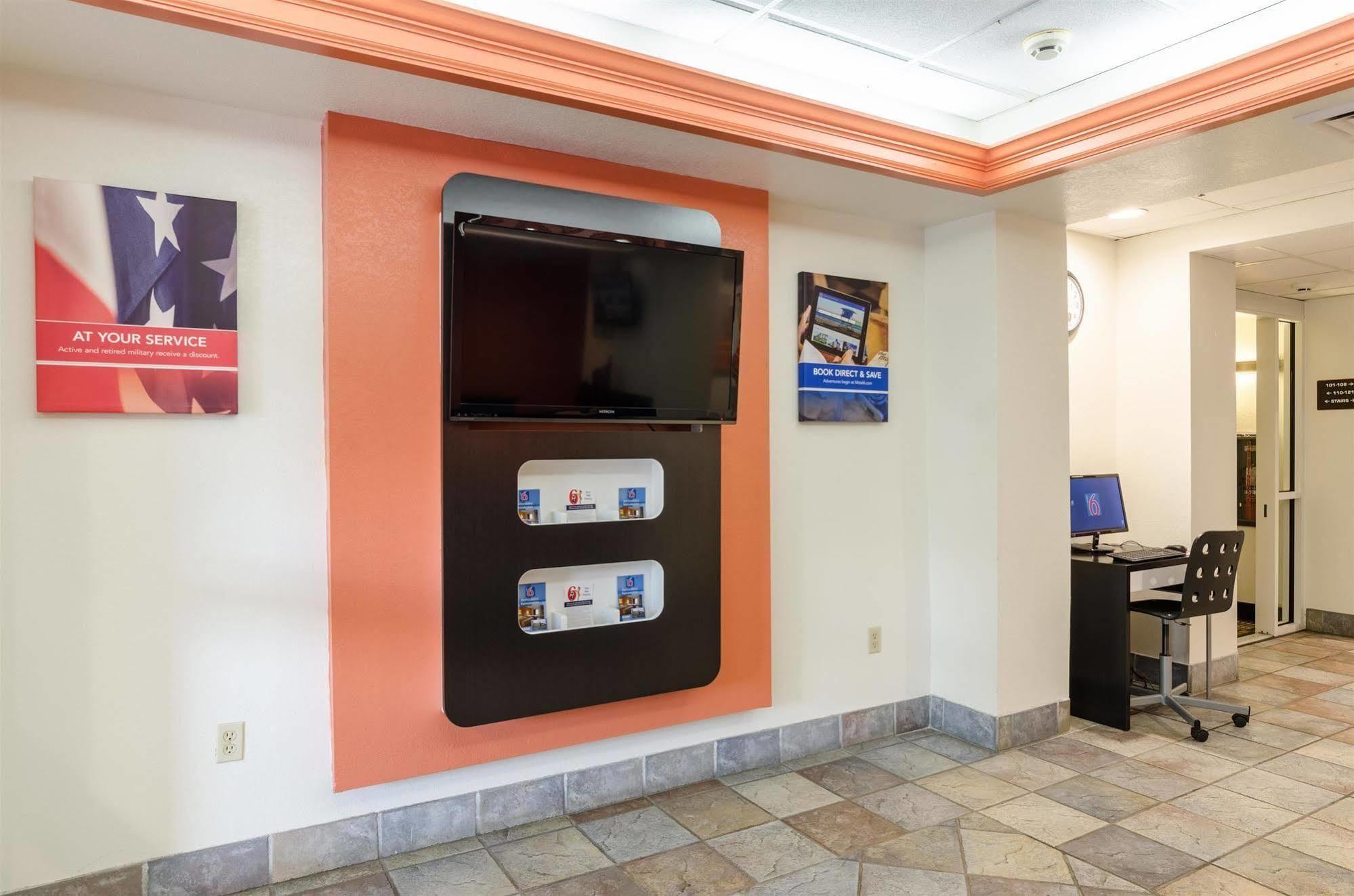 Motel 6-Bristol, Va エクステリア 写真