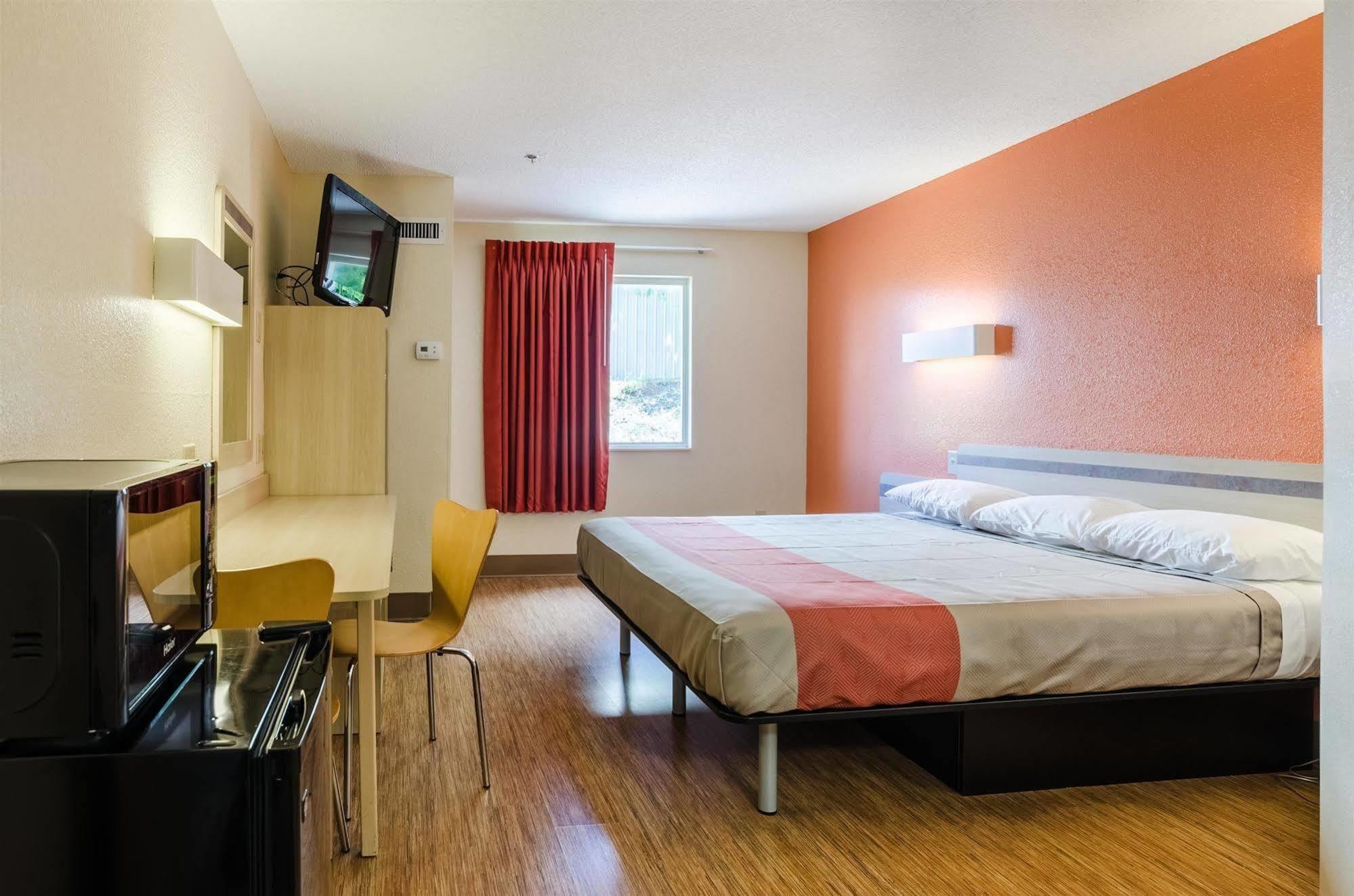 Motel 6-Bristol, Va エクステリア 写真