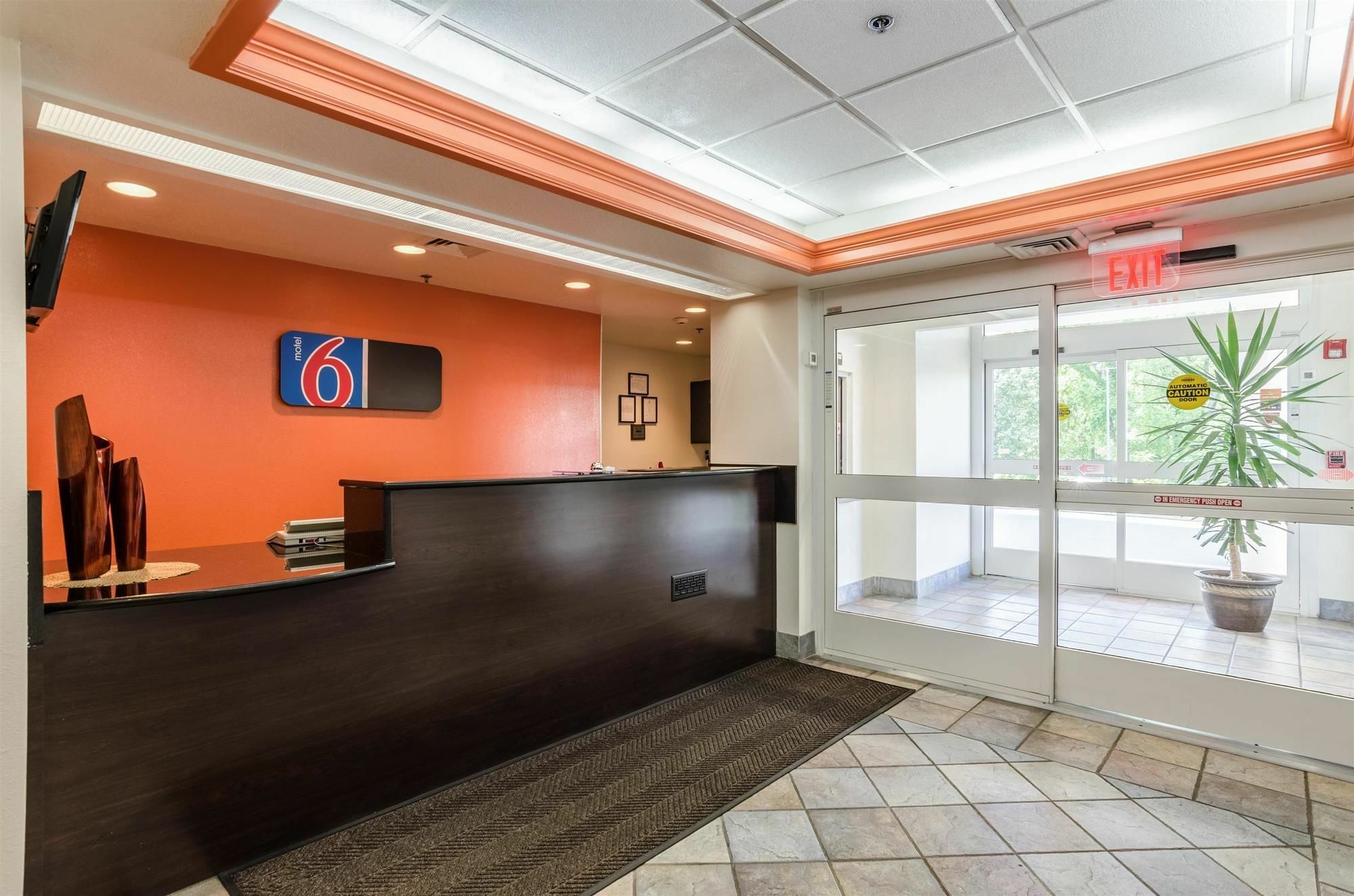 Motel 6-Bristol, Va エクステリア 写真
